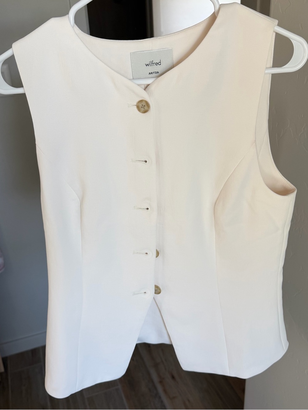 Wilfred Regal Vest